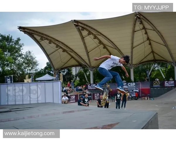 聚焦滑板文化：探秘上海滑板队的训练与比赛节奏